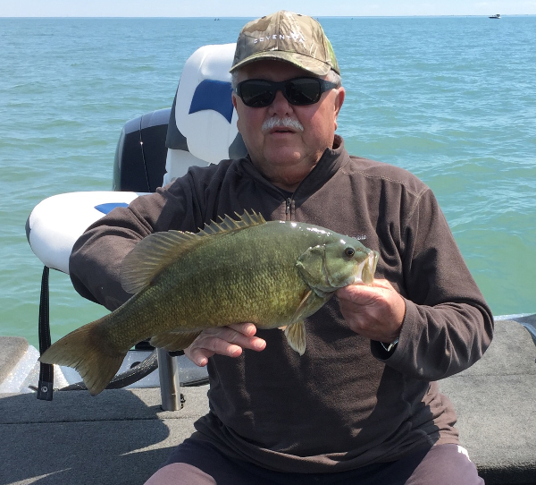 Bob Gasidlo pops this 5lb 4oz smallie on a Rapala Shadow jerk bait on Friday